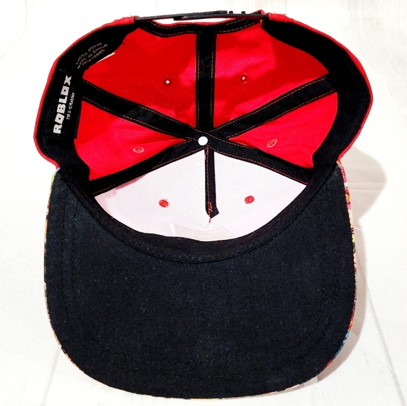 Roblox Graphic Logo Hat - Picture 4 of 4